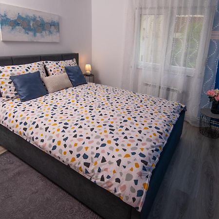 Apartman Point Pula Exterior foto