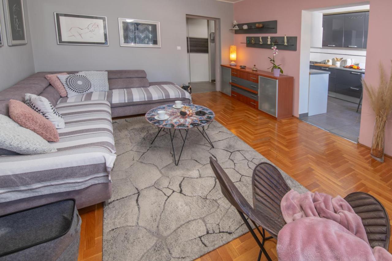 Apartman Point Pula Exterior foto